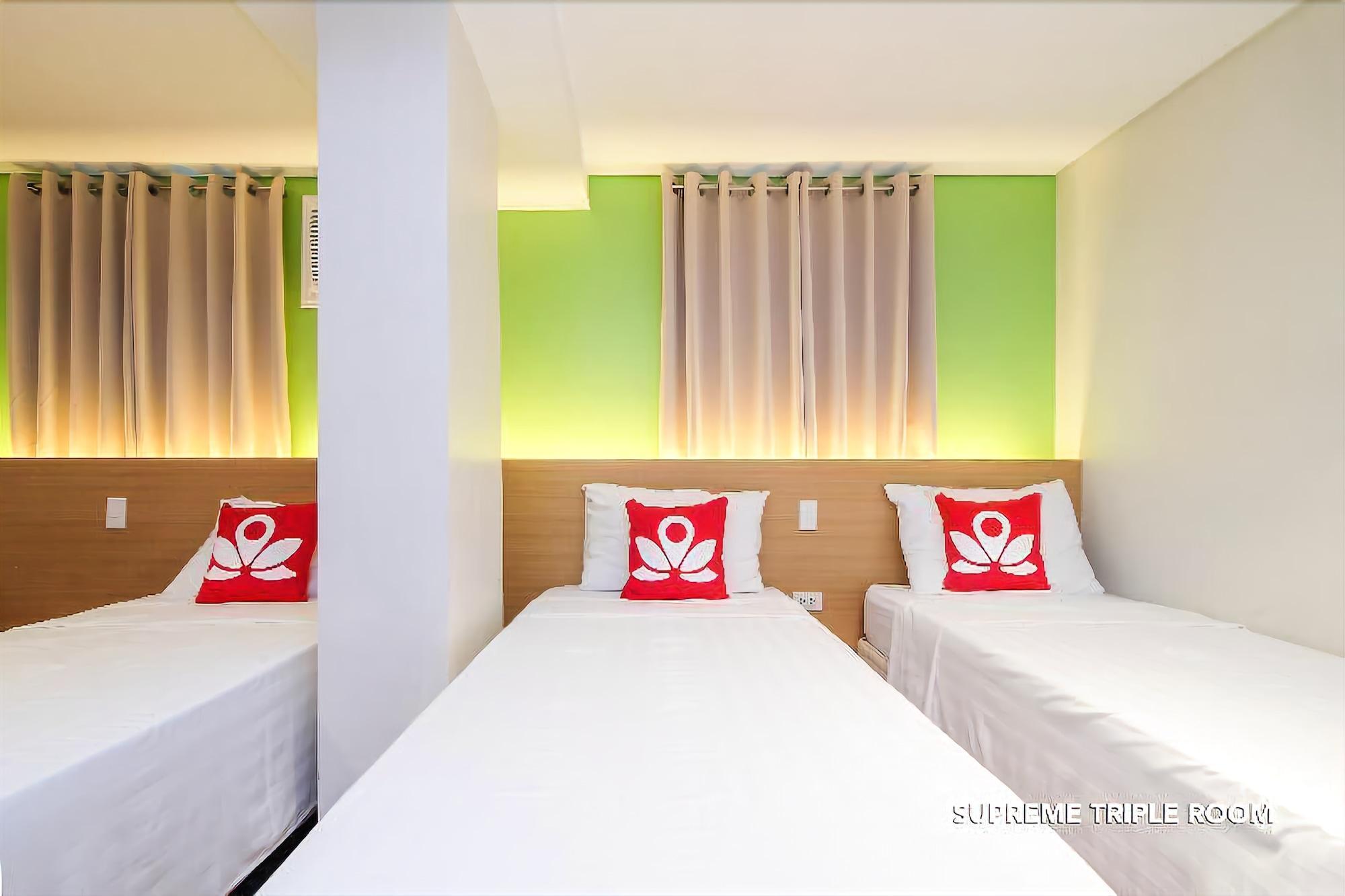 Myspace Hotel @Bgc Pasig City Exterior foto