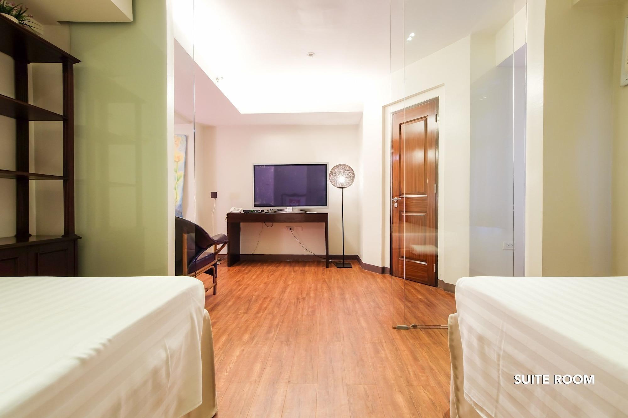 Myspace Hotel @Bgc Pasig City Exterior foto